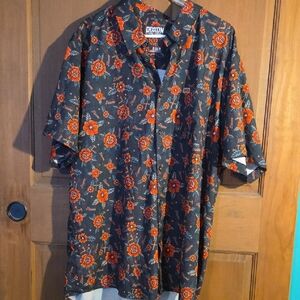 DIXXON Men's Black and Red "Stay Gold" Button Down Shirt